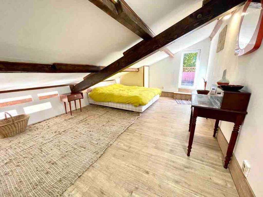 Charmante Maison Dans Jardin, Calme, 55M2- 2Ch, Metro, Tres Proche Paris Витри-сюр-Сен Экстерьер фото